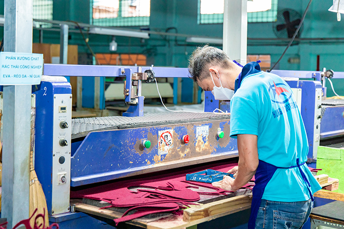 Nhà máy, Xưởng sản xuất công ty TNHH TM SX Hùng Huy